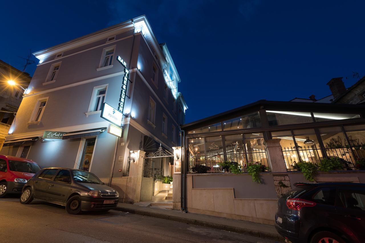 Hotel Galija Pula Ngoại thất bức ảnh