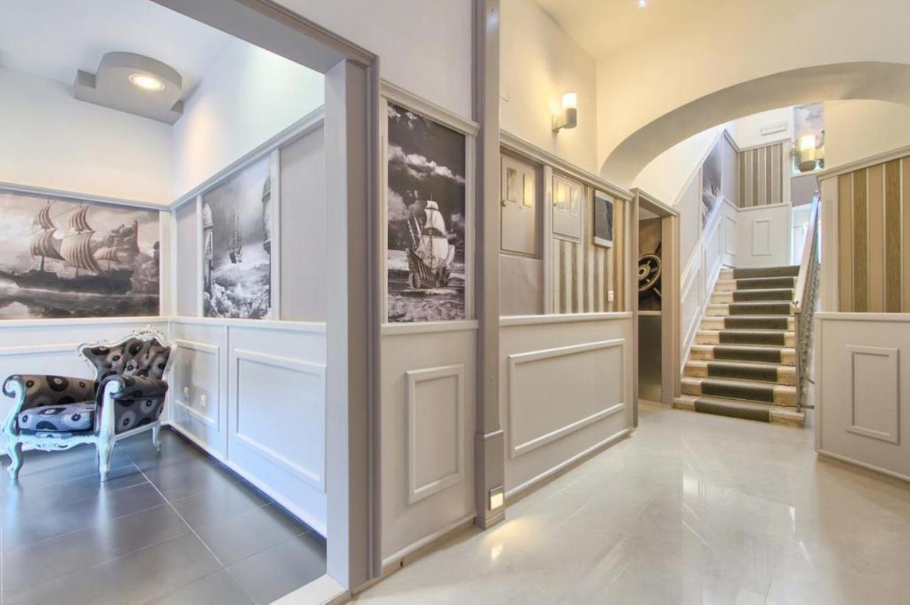 Hotel Galija Pula Ngoại thất bức ảnh